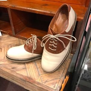 Men’s Size 9 Vintage Style Saddle Shoe